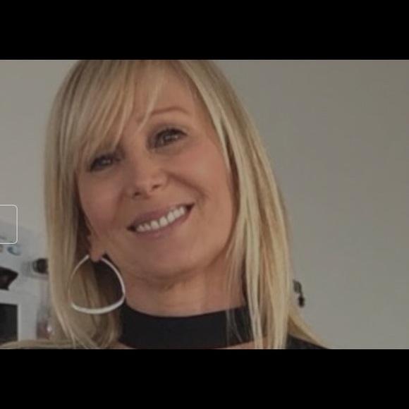 Meet your Posher, Tal - Picture 1 of 2